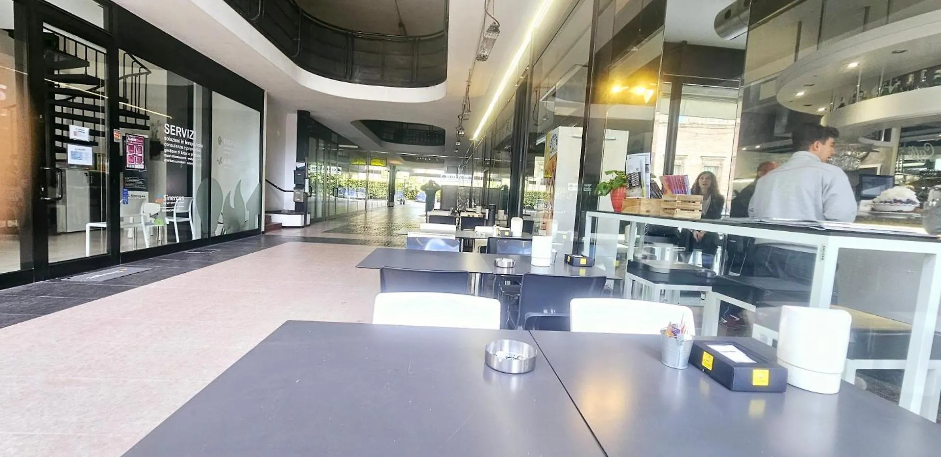 Porta Mazzini Central Rooms Bagnacavallo Couette-café